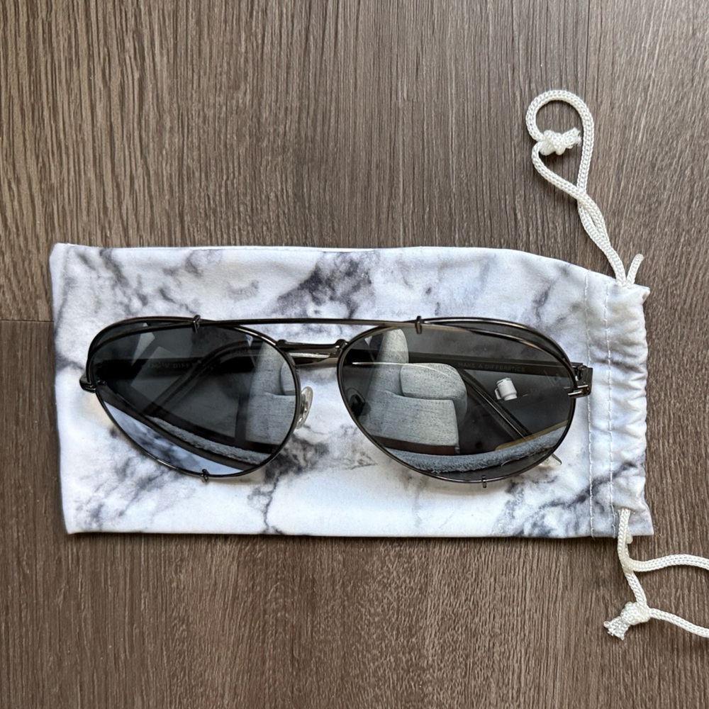 Diff Eyewear Silver Aviator Sunglasses Khloe Kardashian